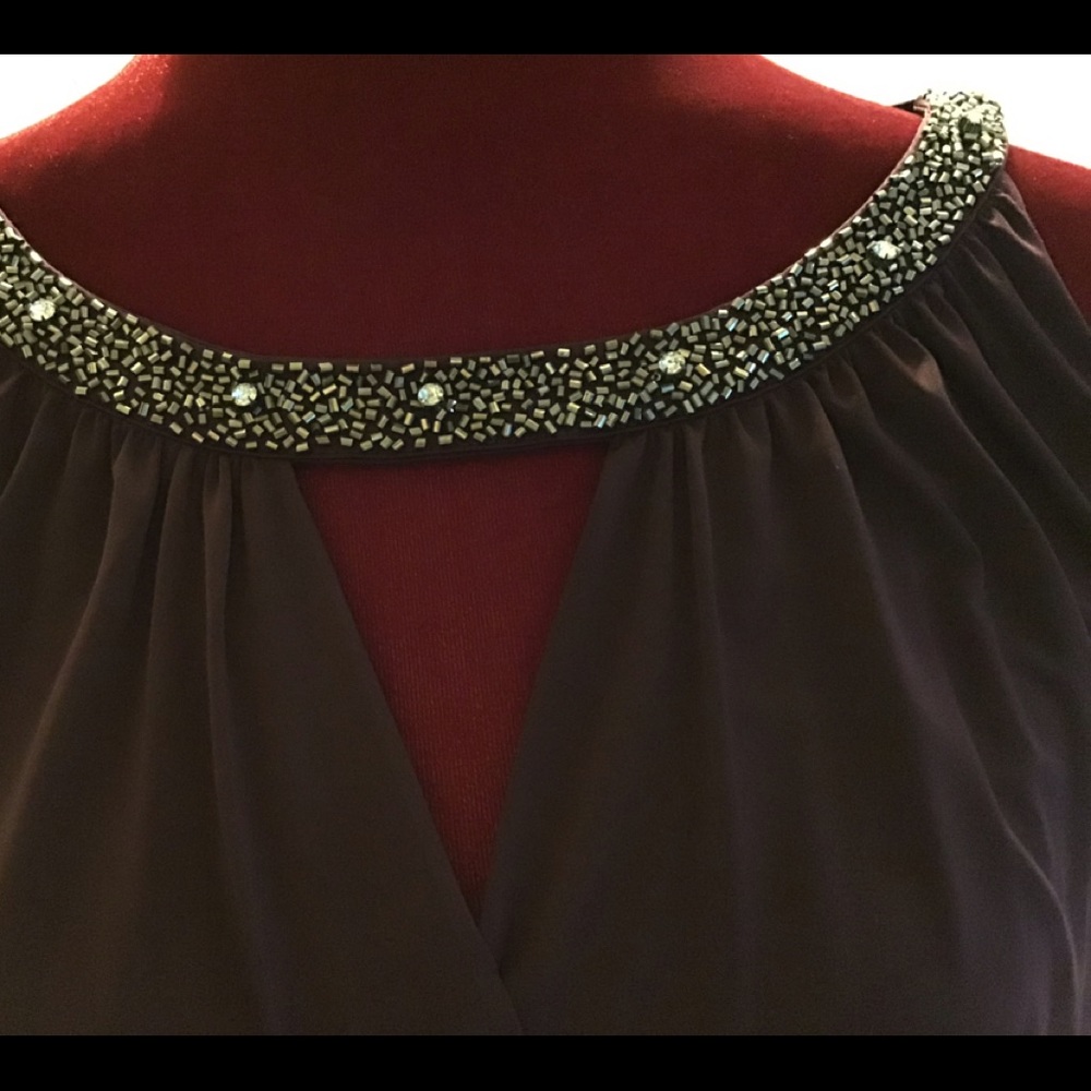 Beaded Top - Picture 3 of 6